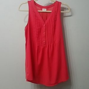 Sleeveless blouse